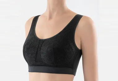 みーこ 新品LサイズBe-fit おやすみラクエステ レーシブラ ブラック